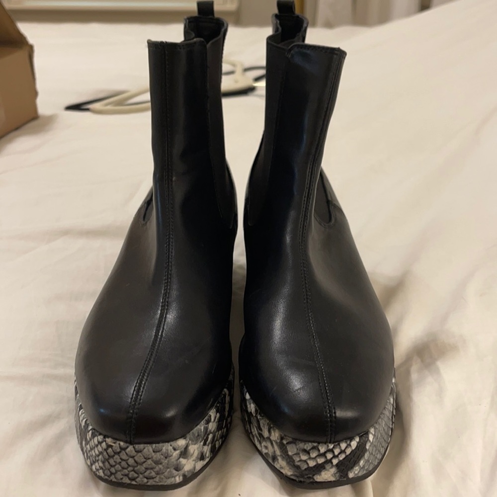 Snakeskin / Black Booties